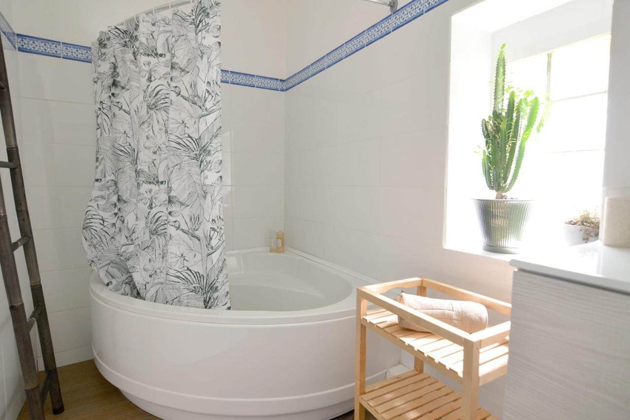 Gambetta Stylish 2 Bedrooms Apartment - Between Beach & Fresh Market Biarritz Ngoại thất bức ảnh